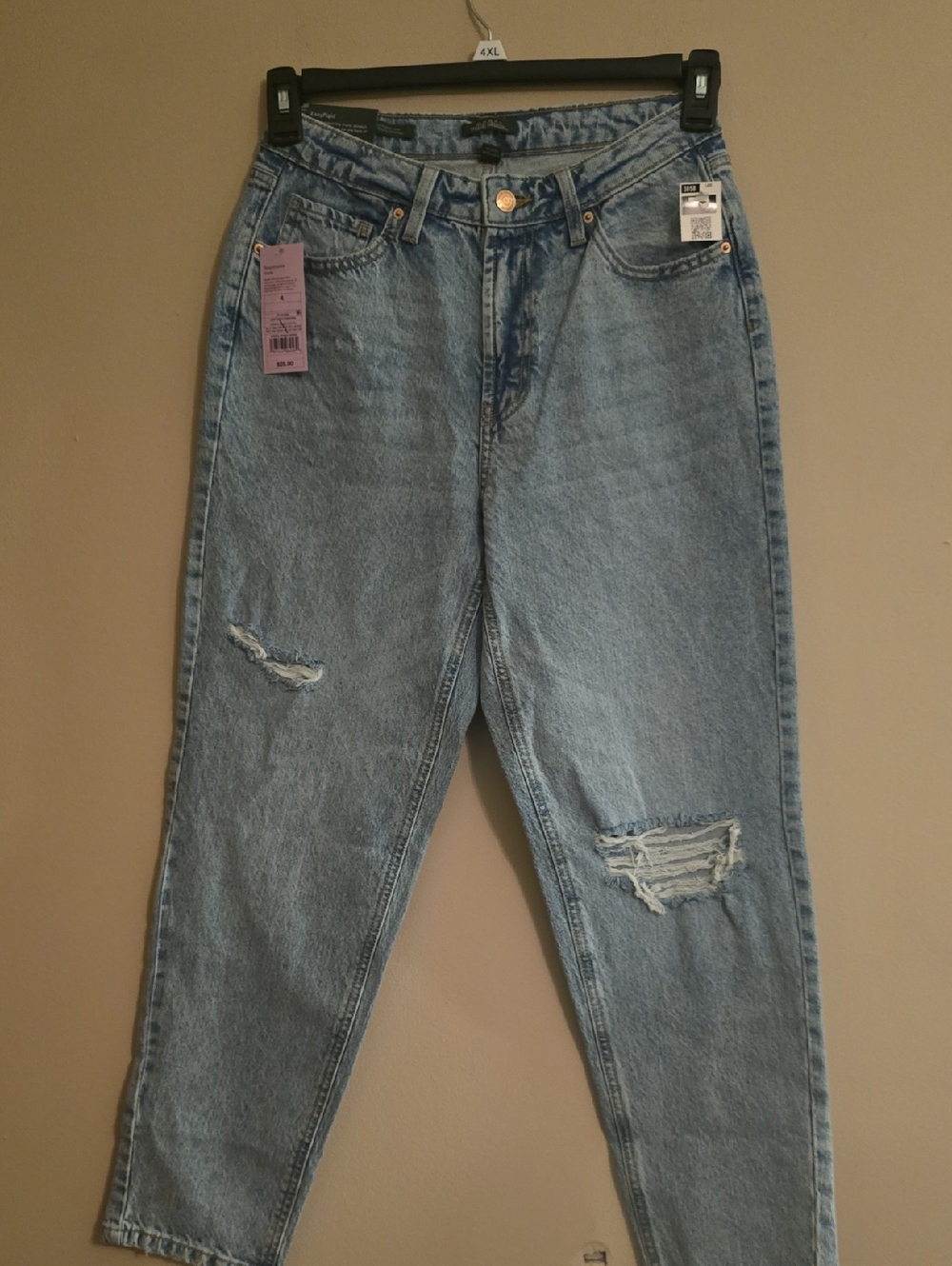 New Wild Fable‎ Women's Size 4 High RiseLight Blue Distressed Jeans